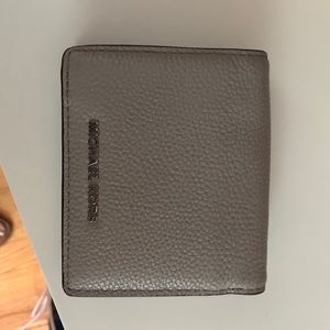 Michael Kors Jet Set Small Wallet